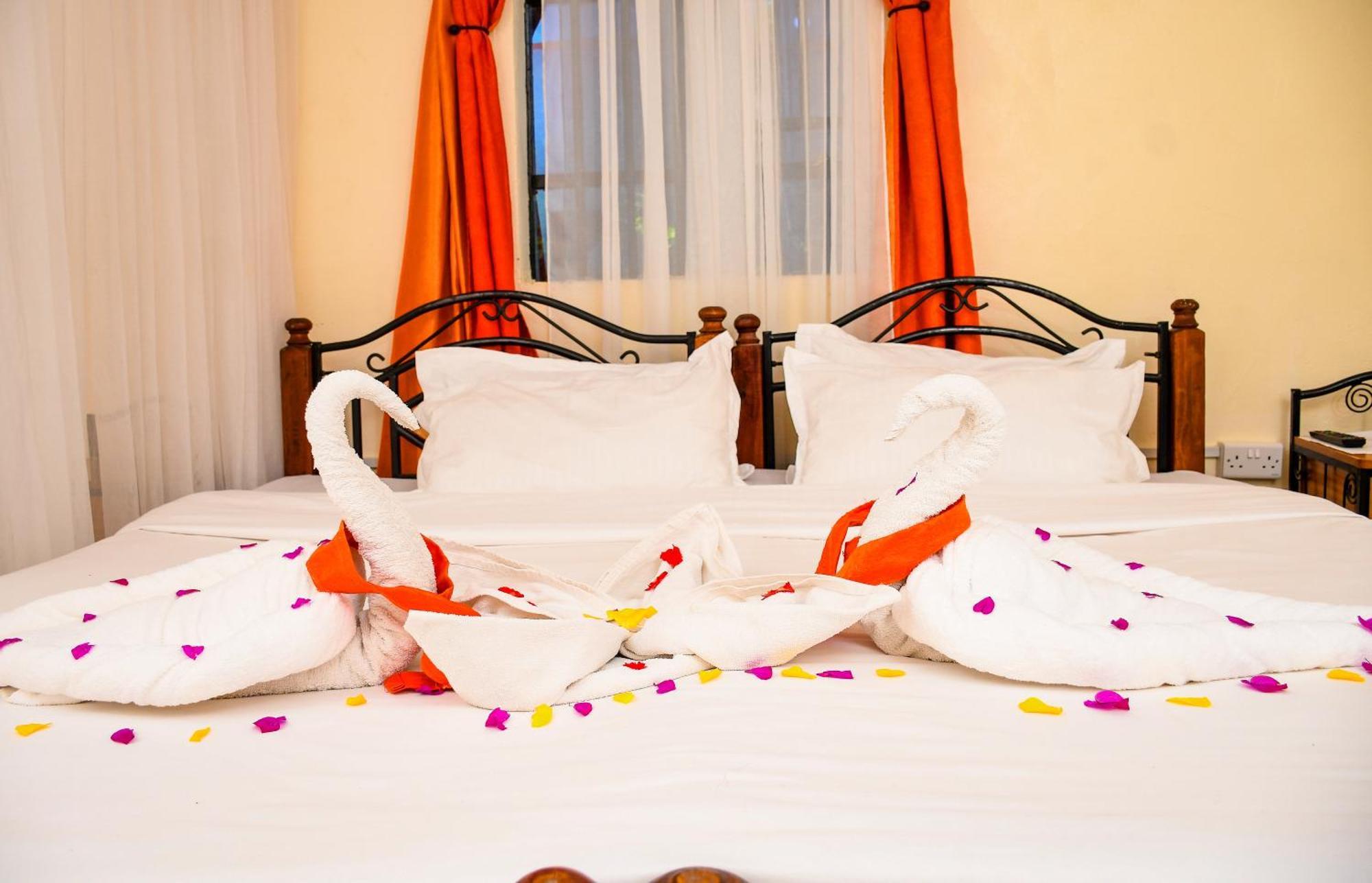 Naivasha Peppercorn Holiday Resort Экстерьер фото
